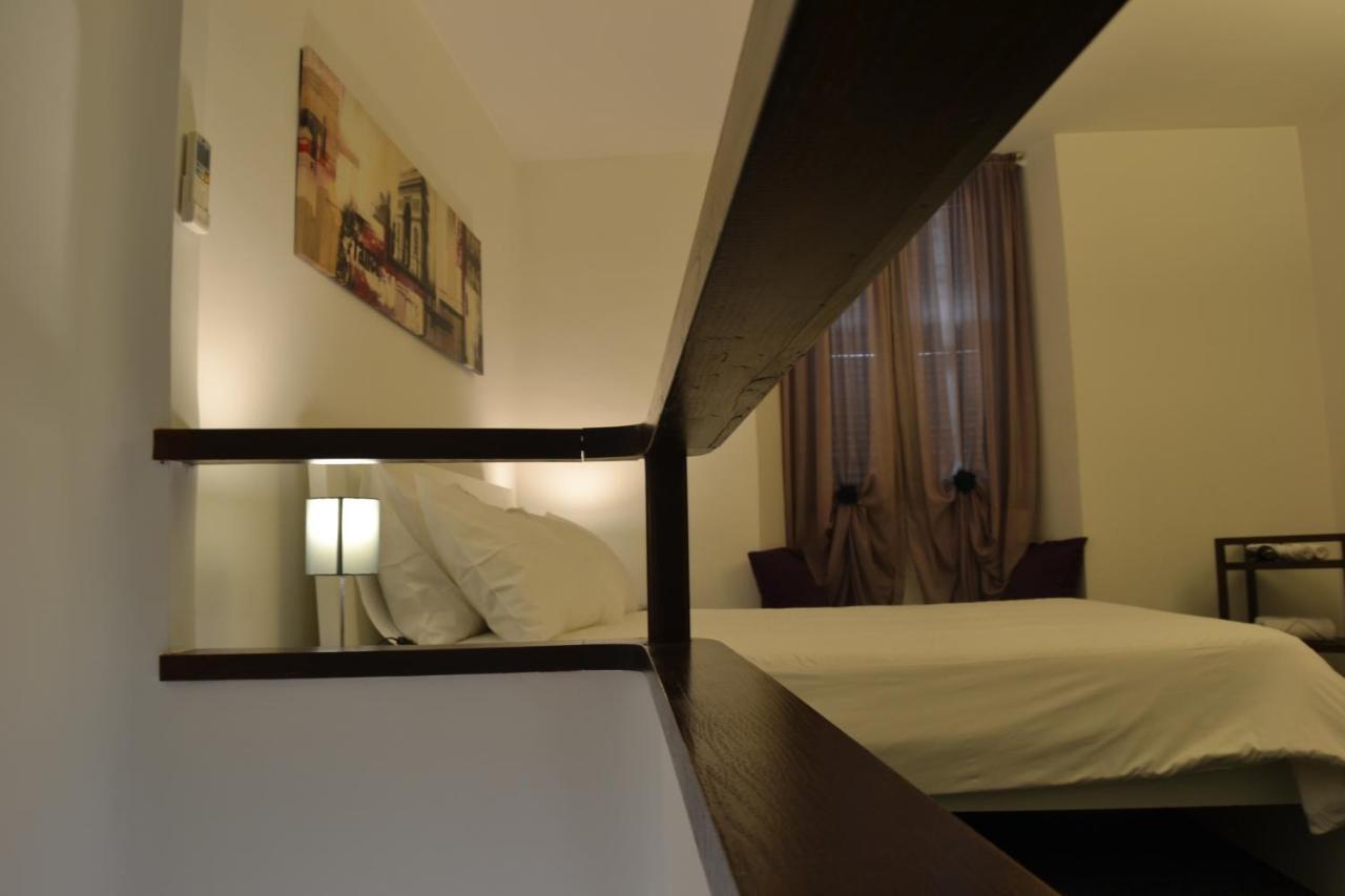 Palazzo Velli Suites Řím Exteriér fotografie