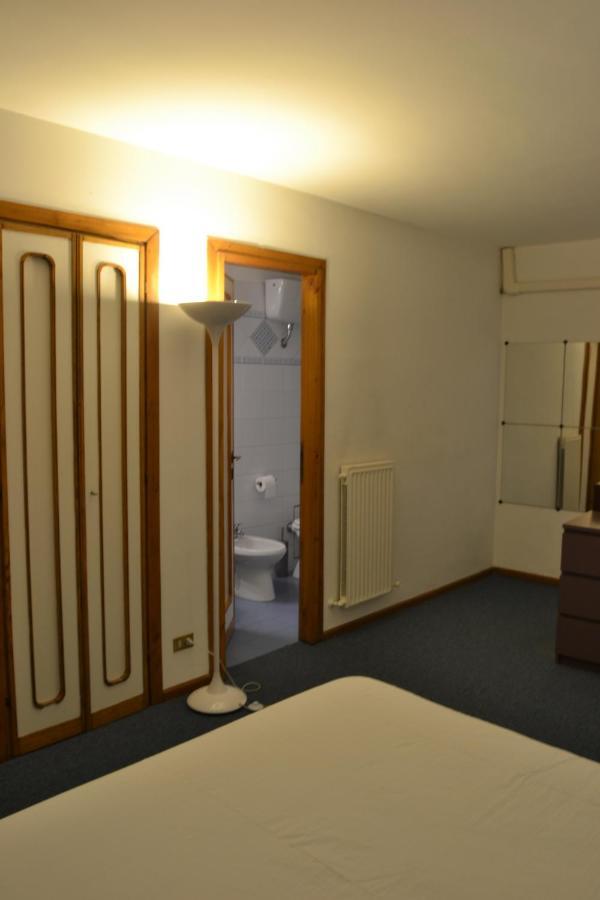 Palazzo Velli Suites Řím Exteriér fotografie